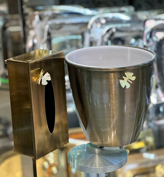 سطل و دستمال