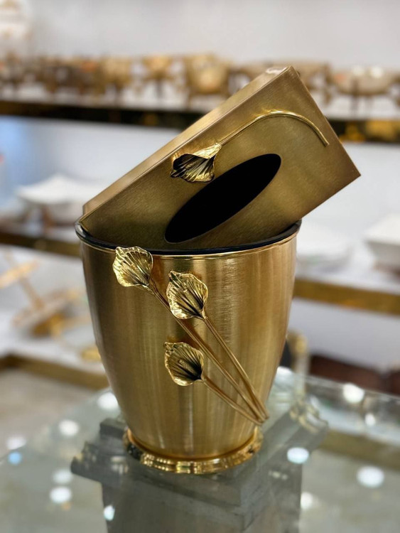 سطل و دستمال