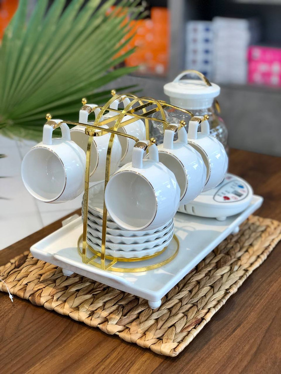 فنجان و نعلبکی