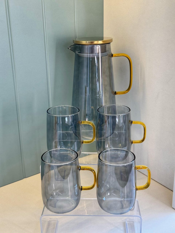 پارچ و لیوان