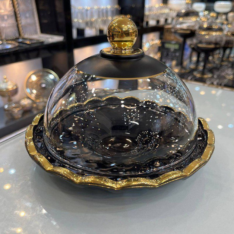 کیک خوری