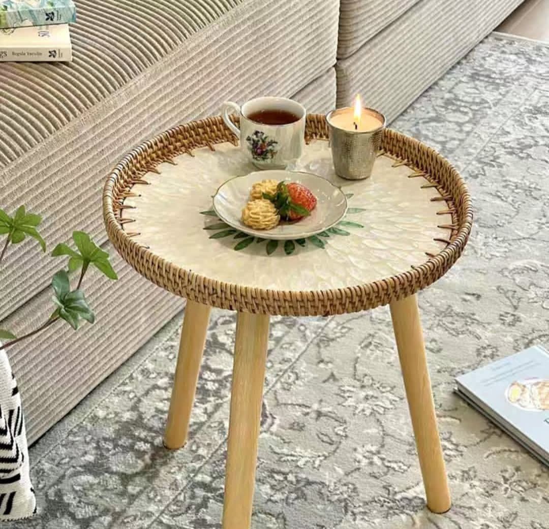 میز پایه دار راتان