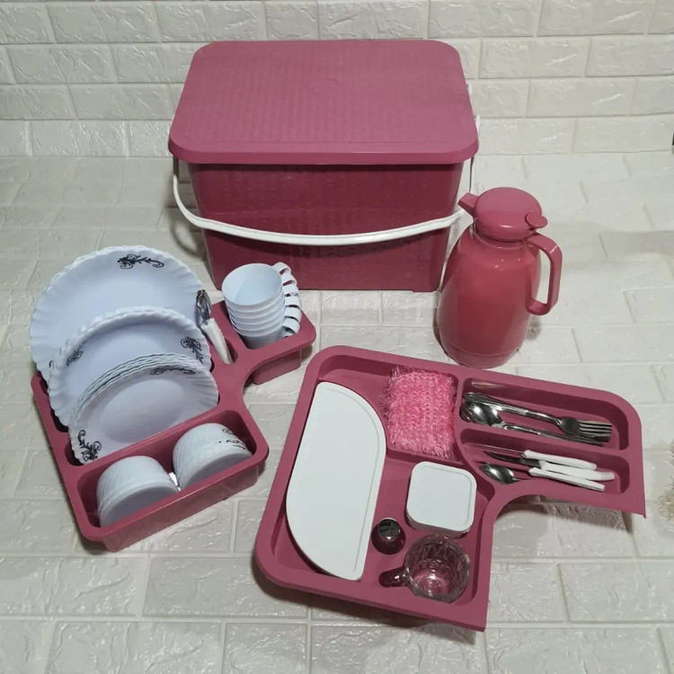 سرویس مسافرتی ۷۰ پارچه در چهاررنگ